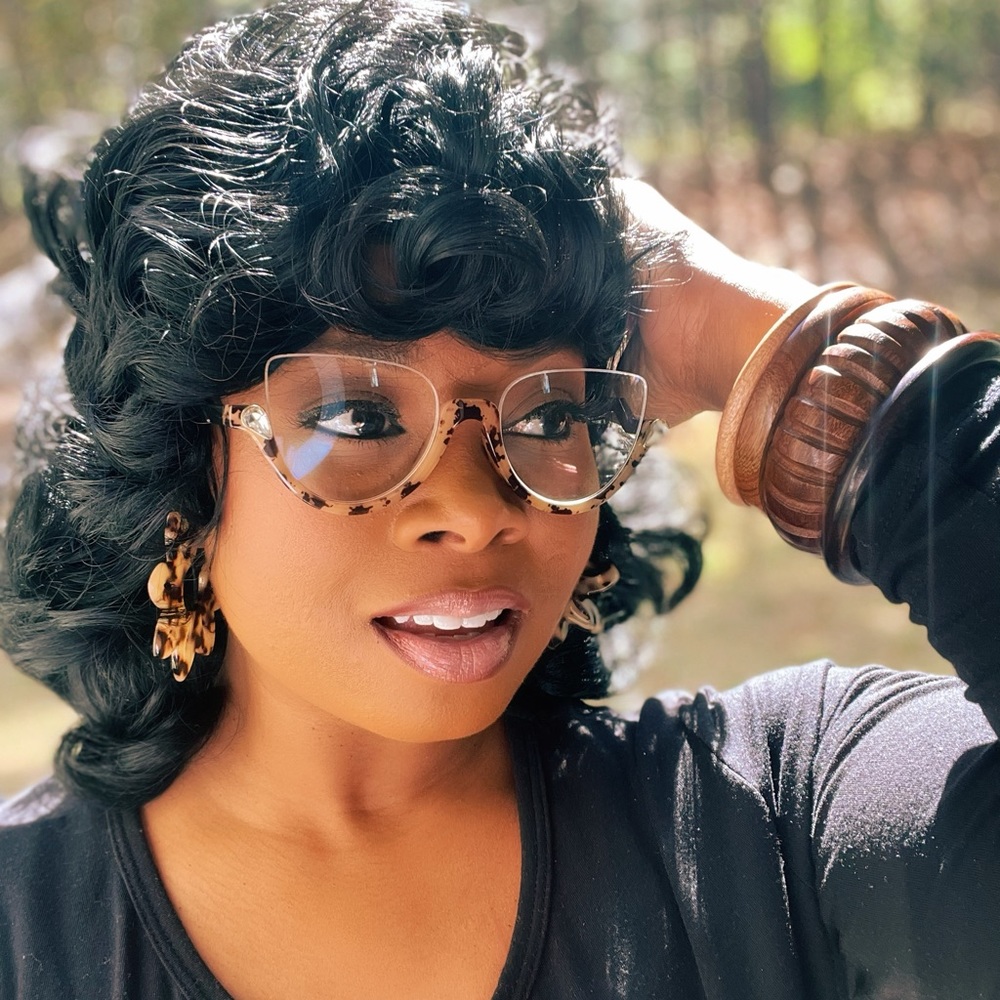 Luxe Clear Tortoise Frames:Sophisticated & Edgy👓